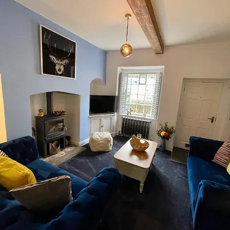 Castle Yard Knaresborough