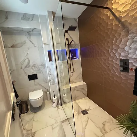 Castle Yard Knaresborough