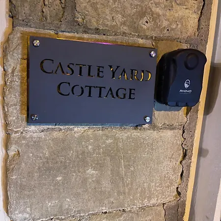 Castle Yard *